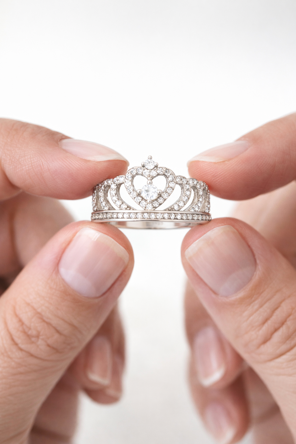 خاتم التاج الملكي اللامع – Royal Crown Ring