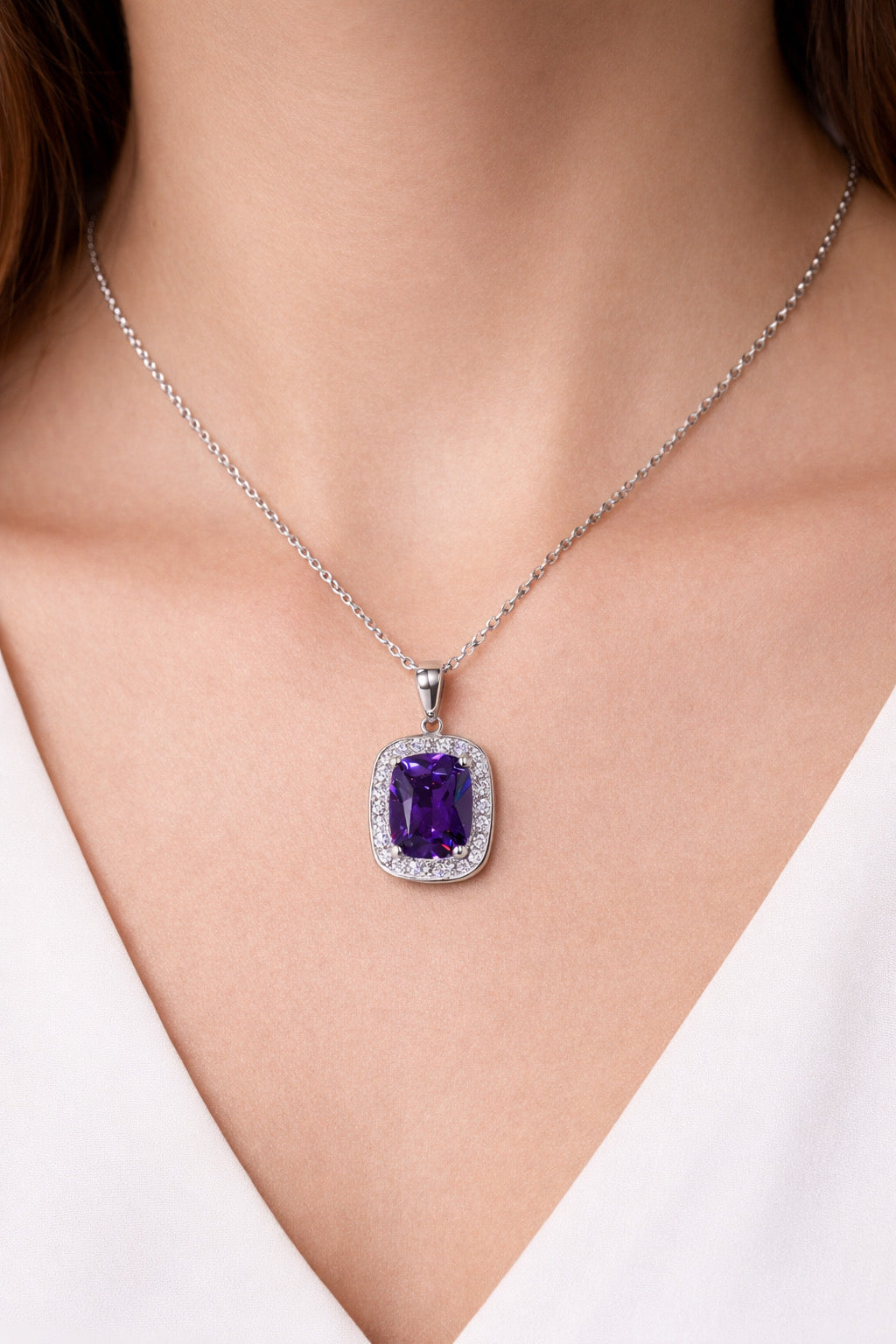 قلادة من الفضة باللون الارجواني عيار925