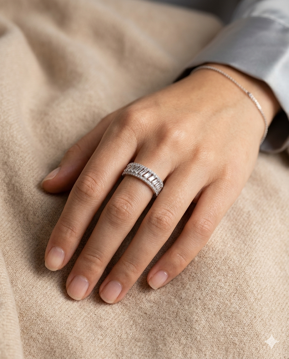 خاتم الفخامة الملكية – Royal Baguette Zircon Ring