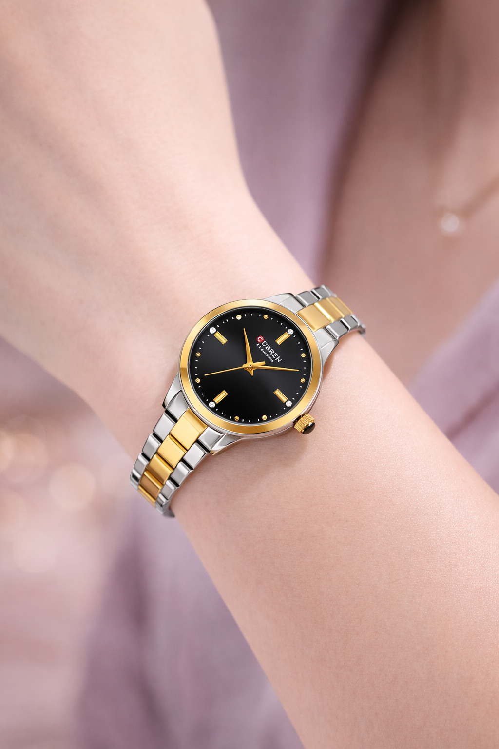 ساعة CURREN Blanche النسائية – تصميم فاخر بلون الأسود والذهبي