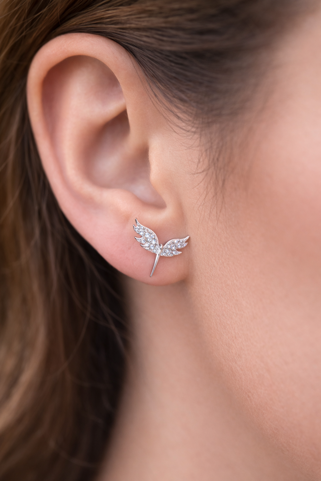 حلق الاجنحة الفضية من الفضة عيار 925